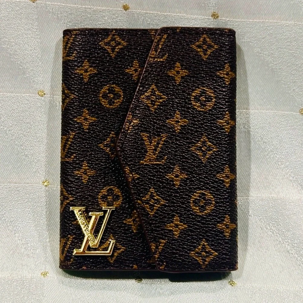 CARD HOLDER: Brown & Beige Checked w/Golden Accents, NWOT